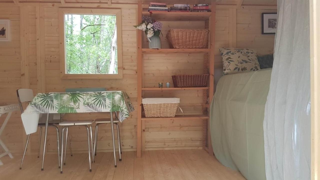 Charming Cottage In Chauminet Sougeres-en-Puisaye Bagian luar foto
